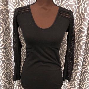 Black lace longsleeve maternity shirt